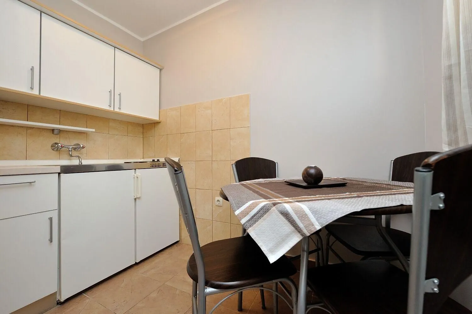Apartments Tomo Sukošan