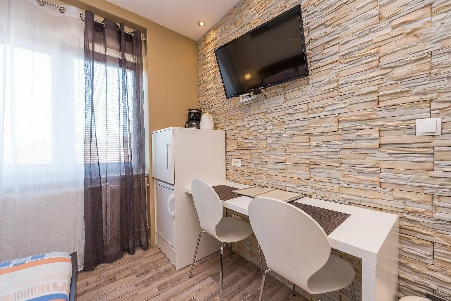 Apartments Tomo Sukošan